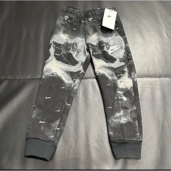 NWT Nike Space Dyed Jogger & Tee Set Boys Size 3T - Picture 3 of 3